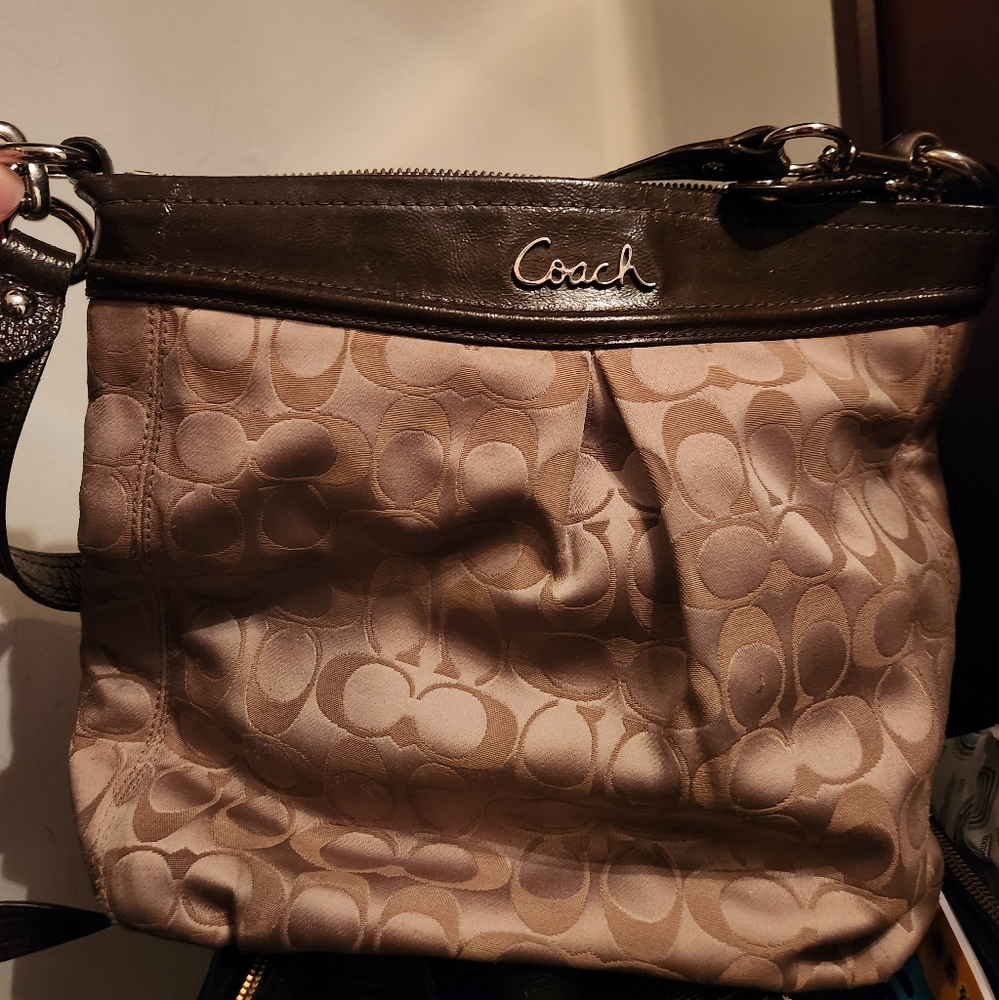 Large crossbody COACH  Brown/tan authentic